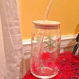 Glass Snowflake Tumbler